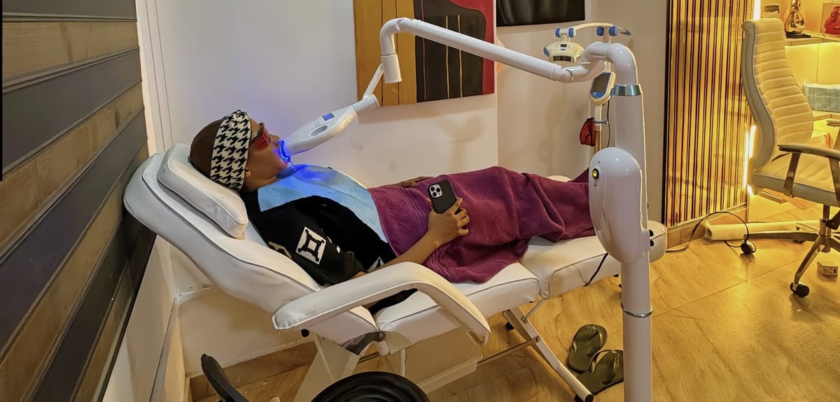 Teeth Whitening at Beebella